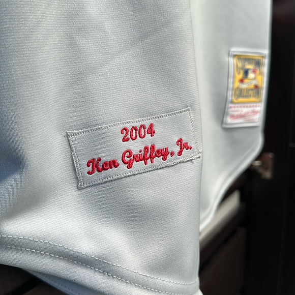 Ken Griffey Jr. Cincinnati Reds Mitchell & Ness 2004 MLB Authentic Jersey - Picture 4 of 8